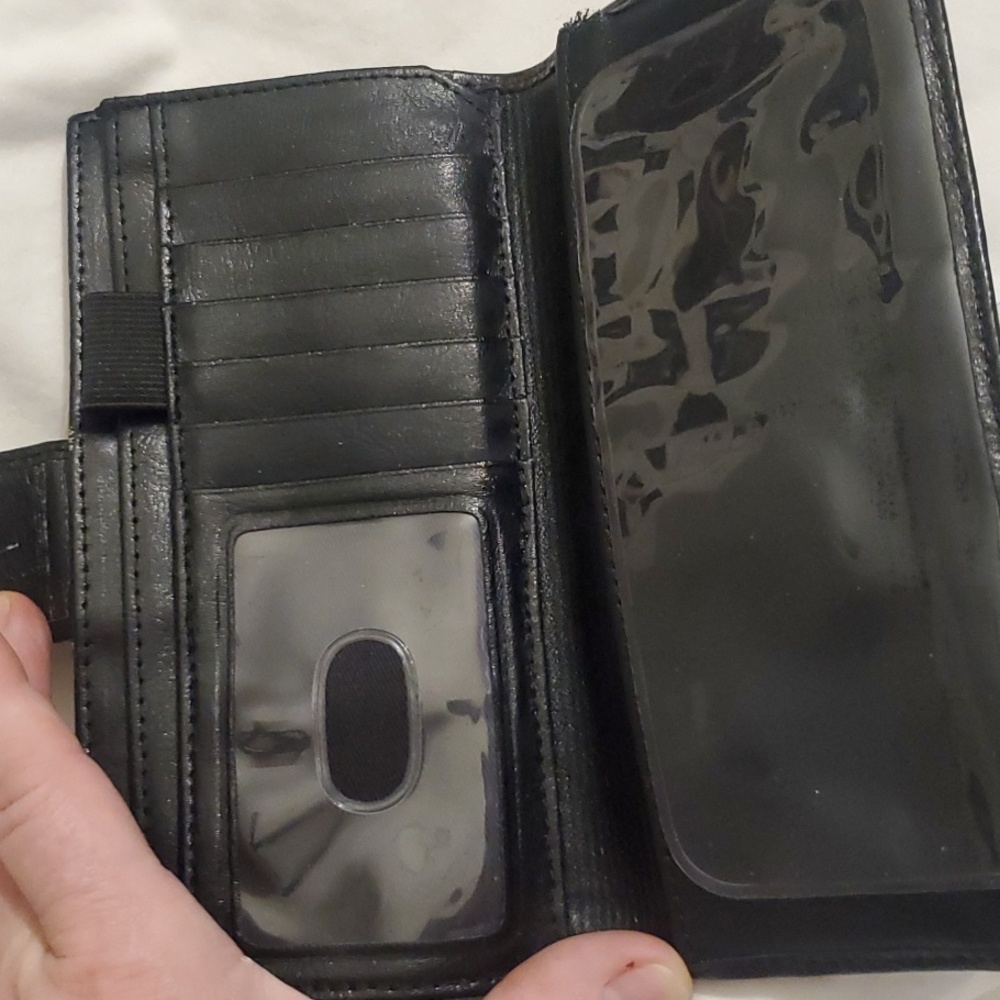 FOSSIL GENUINE LEATHER WALLET - Picture 4 of 14
